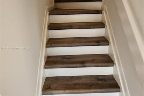 Copropriété à louer à Miami, Floride: 2 chambres, 90.95 m2 № 1920504 - photo 12