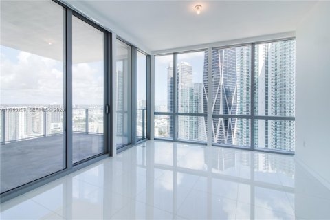 Condo in Miami, Florida, 3 bedrooms  № 2003003 - photo 3