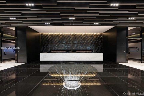 Condo in Miami, Florida, 3 bedrooms  № 2003003 - photo 17