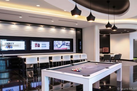 Condo in Miami, Florida, 3 bedrooms  № 2003003 - photo 12