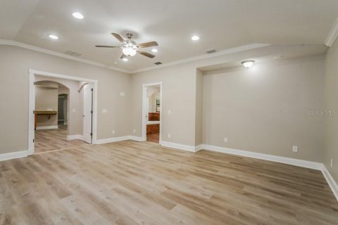 Villa ou maison à louer à Winter Springs, Floride: 4 chambres, 292.27 m2 № 2437253 - photo 7