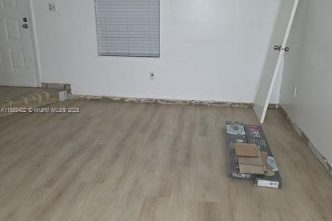 Touwnhouse à vendre à Hialeah, Floride: 2 chambres, 82.13 m2 № 1941382 - photo 11