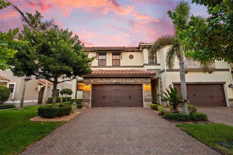 Townhouse in Parkland, Florida 3 bedrooms, 183.95 sq.m. № 2353839