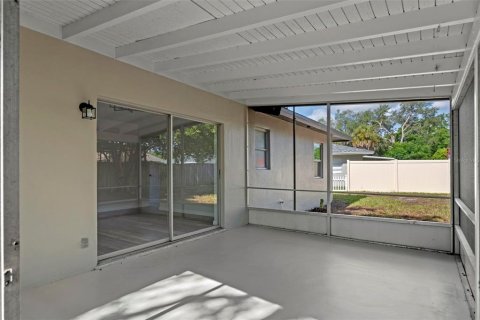 House in Spring Hill, Florida 3 bedrooms, 115.94 sq.m. № 1835187 - photo 27