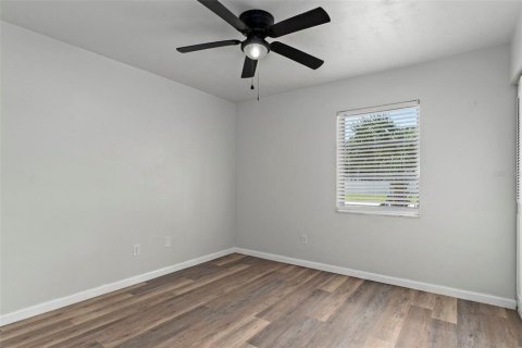 House in Spring Hill, Florida 3 bedrooms, 115.94 sq.m. № 1835187 - photo 22