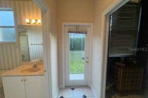 Casa en venta en Orlando, Florida, 5 dormitorios, 341.88 m2 № 2166620 - foto 4