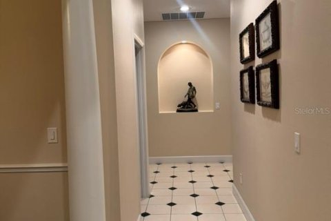 Casa en venta en Orlando, Florida, 5 dormitorios, 341.88 m2 № 2166620 - foto 16