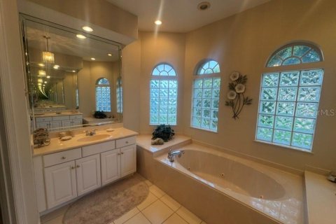 Casa en venta en Orlando, Florida, 5 dormitorios, 341.88 m2 № 2166620 - foto 27