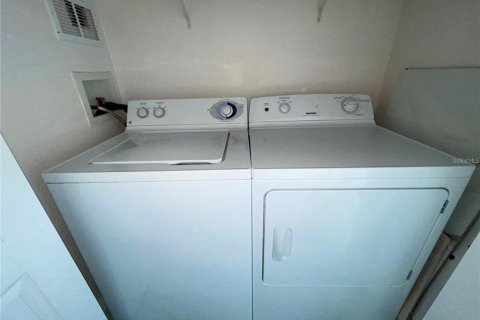 Condo in Clearwater, Florida, 2 bedrooms  № 2214032 - photo 28