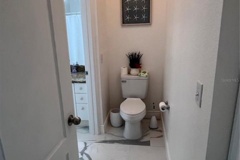 Condo in Clearwater, Florida, 2 bedrooms  № 2214032 - photo 23