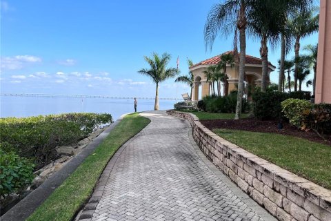 Condo in Clearwater, Florida, 2 bedrooms  № 2214032 - photo 6