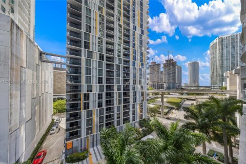 Condo in Miami, Florida, 2 bedrooms  № 2188350 - photo 6