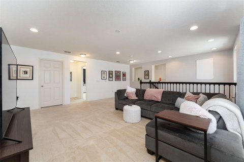 House in Winter Garden, Florida 3 bedrooms, 255.48 sq.m. № 1677848 - photo 26
