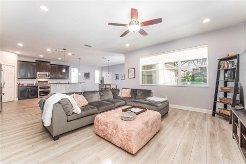 House in Winter Garden, Florida 3 bedrooms, 255.48 sq.m. № 1677848 - photo 20