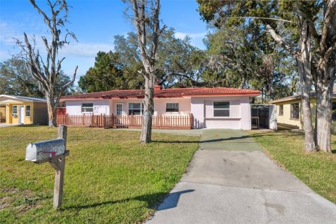 House in New Port Richey, Florida 3 bedrooms, 105.72 sq.m. № 1883480 - photo 3