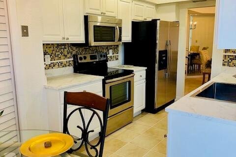 Condo in Lauderhill, Florida, 2 bedrooms  № 2087035 - photo 10