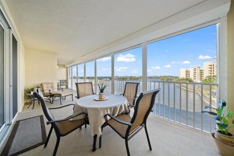Condo in Merrit Island, Florida, 3 bedrooms  № 1602706 - photo 28