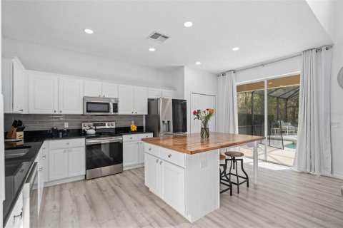 Villa ou maison à vendre à Kissimmee, Floride: 7 chambres, 267.65 m2 № 2287520 - photo 20