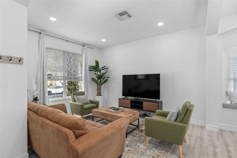 Villa ou maison à vendre à Kissimmee, Floride: 7 chambres, 267.65 m2 № 2287520 - photo 26