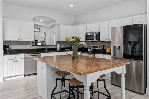Villa ou maison à vendre à Kissimmee, Floride: 7 chambres, 267.65 m2 № 2287520 - photo 18