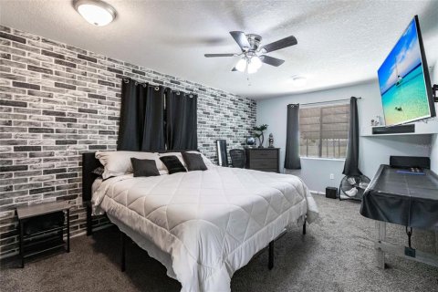 House in Punta Gorda, Florida 3 bedrooms, 108.88 sq.m. № 1787331 - photo 18