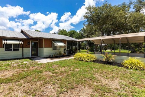 House in Punta Gorda, Florida 3 bedrooms, 108.88 sq.m. № 1787331 - photo 10