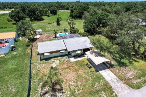 House in Punta Gorda, Florida 3 bedrooms, 108.88 sq.m. № 1787331 - photo 2