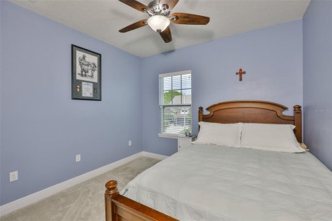 House in Tampa, Florida 3 bedrooms, 206.89 sq.m. № 1805044 - photo 24