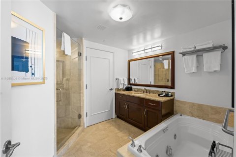 Condominio en venta en Miami Beach, Florida, 2 dormitorios, 144.65 m2 № 1748738 - foto 26