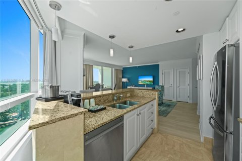 Condominio en venta en Miami Beach, Florida, 2 dormitorios, 144.65 m2 № 1748738 - foto 16