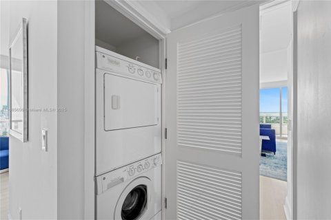 Condominio en venta en Miami Beach, Florida, 2 dormitorios, 144.65 m2 № 1748738 - foto 30