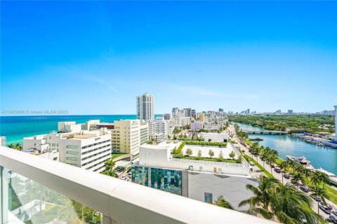 Condominio en venta en Miami Beach, Florida, 2 dormitorios, 144.65 m2 № 1748738 - foto 5