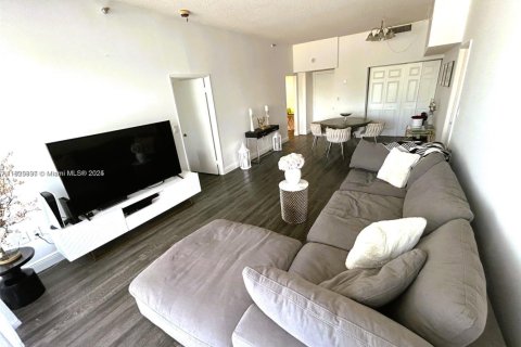 Condo in Aventura, Florida, 2 bedrooms  № 1807666 - photo 11