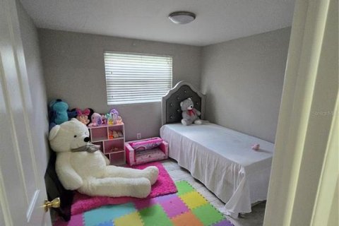Villa ou maison à vendre à Tampa, Floride: 4 chambres, 220.64 m2 № 2398312 - photo 13