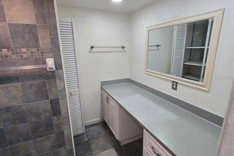 Villa ou maison à vendre à Tampa, Floride: 4 chambres, 220.64 m2 № 2398312 - photo 22