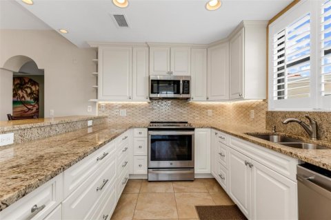 Copropriété à vendre à Punta Gorda, Floride: 2 chambres, 168.15 m2 № 2289524 - photo 27