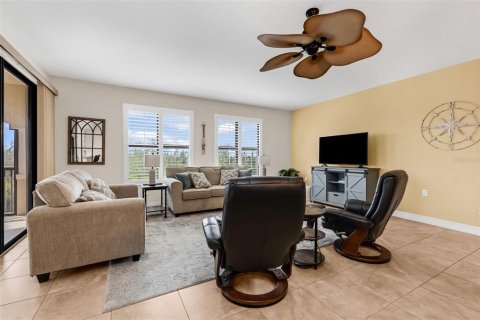 Copropriété à vendre à Punta Gorda, Floride: 2 chambres, 168.15 m2 № 2289524 - photo 6