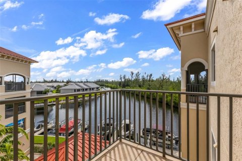 Copropriété à vendre à Punta Gorda, Floride: 2 chambres, 168.15 m2 № 2289524 - photo 13