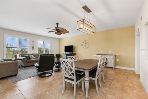 Copropriété à vendre à Punta Gorda, Floride: 2 chambres, 168.15 m2 № 2289524 - photo 5