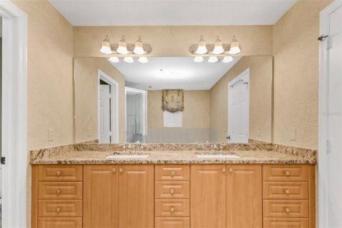 Copropriété à vendre à Punta Gorda, Floride: 2 chambres, 168.15 m2 № 2289524 - photo 16
