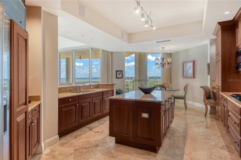 Copropriété à vendre à Sarasota, Floride: 3 chambres, 311.41 m2 № 2092935 - photo 13