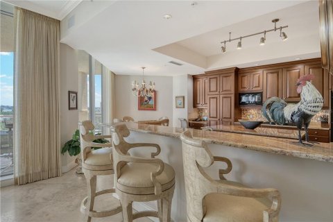 Copropriété à vendre à Sarasota, Floride: 3 chambres, 311.41 m2 № 2092935 - photo 11