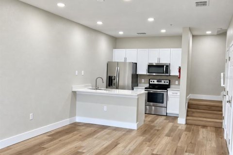 Touwnhouse à louer à Kissimmee, Floride: 3 chambres, 120.77 m2 № 2354320 - photo 5