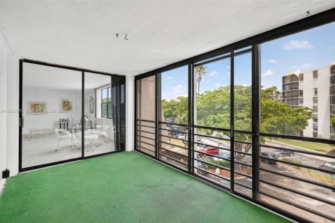 Copropriété à vendre à Aventura, Floride: 3 chambres, 128.21 m2 № 1809497 - photo 28