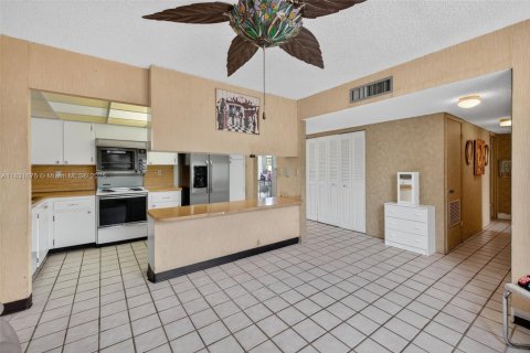 Copropriété à vendre à Aventura, Floride: 3 chambres, 128.21 m2 № 1809497 - photo 5