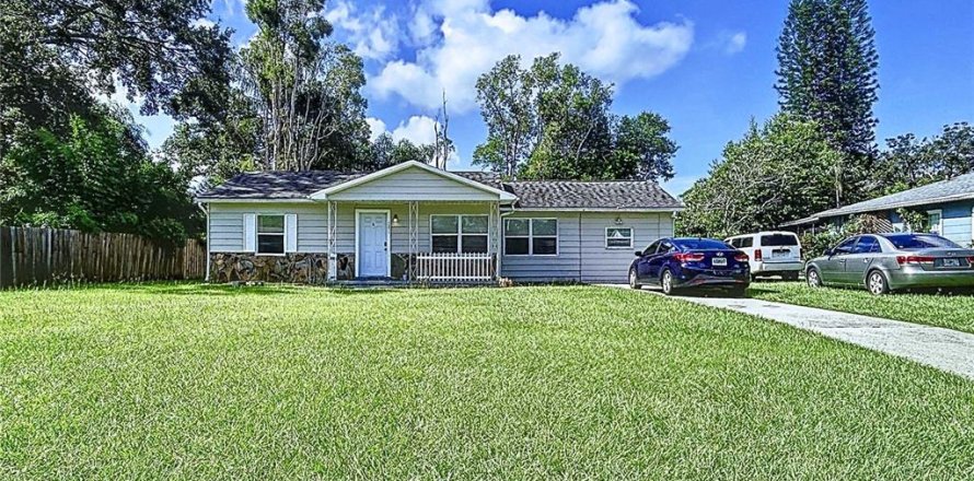 Villa ou maison à Clearwater, Floride 3 chambres, 119.29 m2 № 1841518