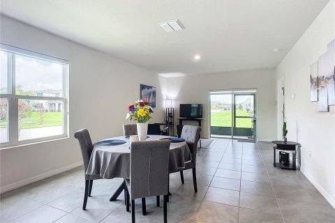 Casa en venta en New Smyrna Beach, Florida, 3 dormitorios, 153.57 m2 № 1523782 - foto 9
