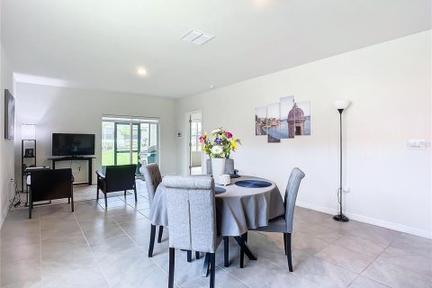 Casa en venta en New Smyrna Beach, Florida, 3 dormitorios, 153.57 m2 № 1523782 - foto 10