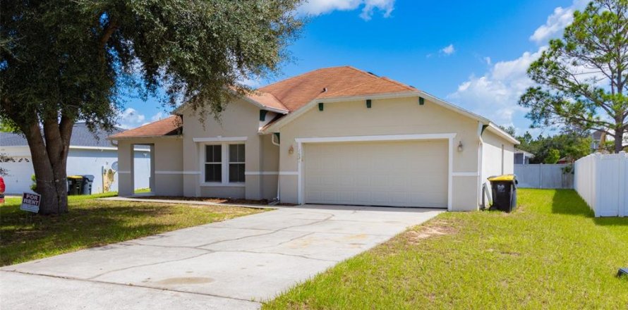 Villa ou maison à Kissimmee, Floride 3 chambres, 168.06 m2 № 2167848