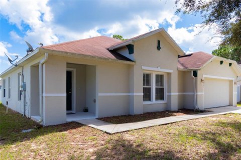 Villa ou maison à louer à Kissimmee, Floride: 3 chambres, 168.06 m2 № 2167848 - photo 2